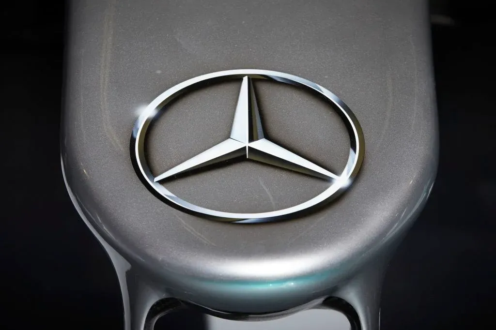 Mercedes-Benz Abandona EQ