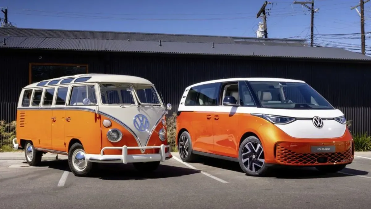 VW Bus Cumple 75 Años