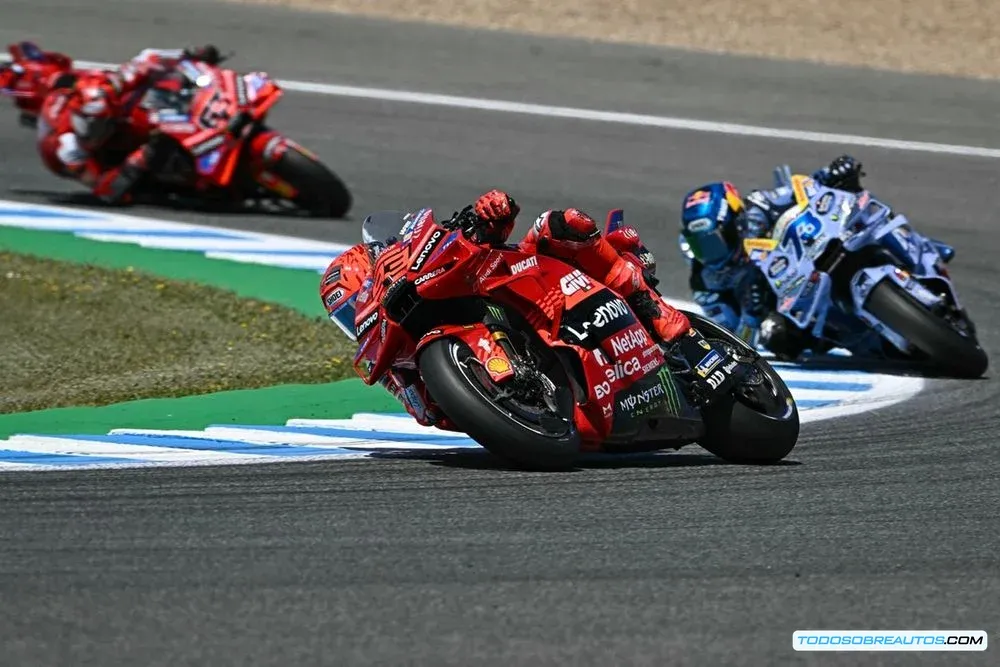 Alex Márquez en acción durante el Gran Premio de España en Jerez.