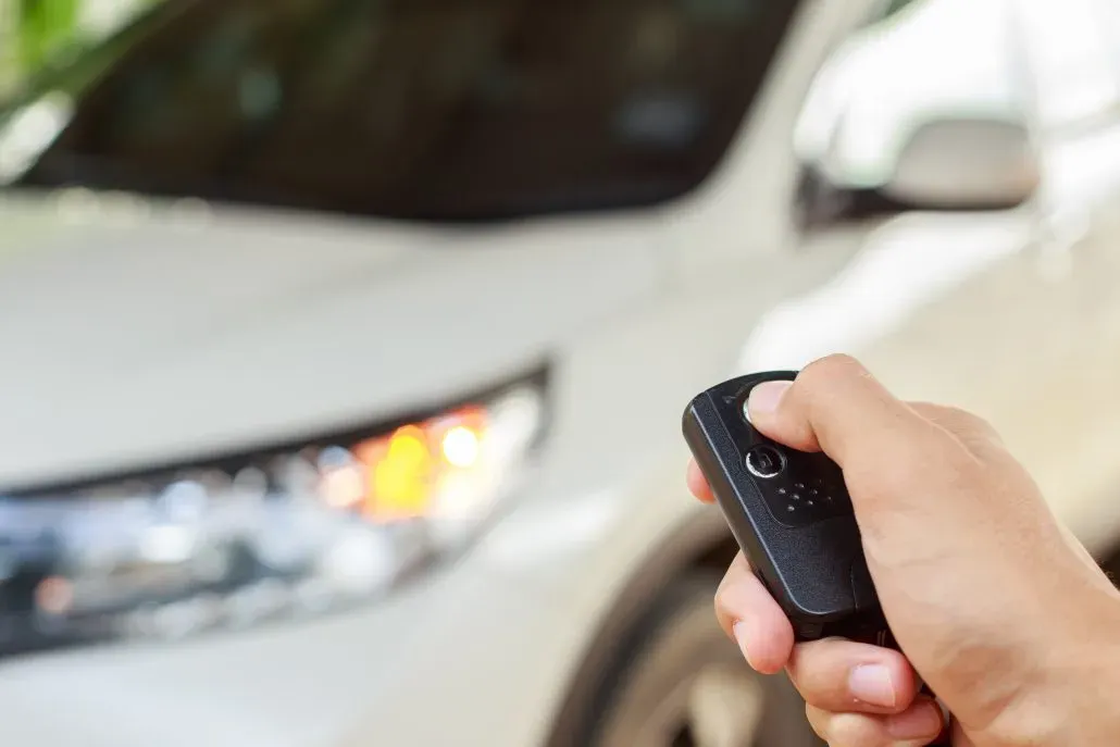 cómo evitar robos en tu coche