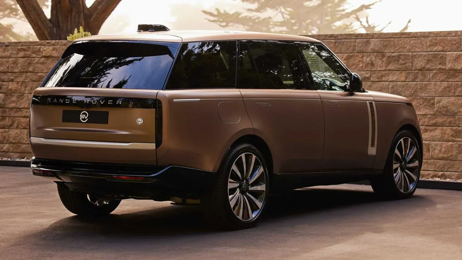 Range Rover SV Santuario