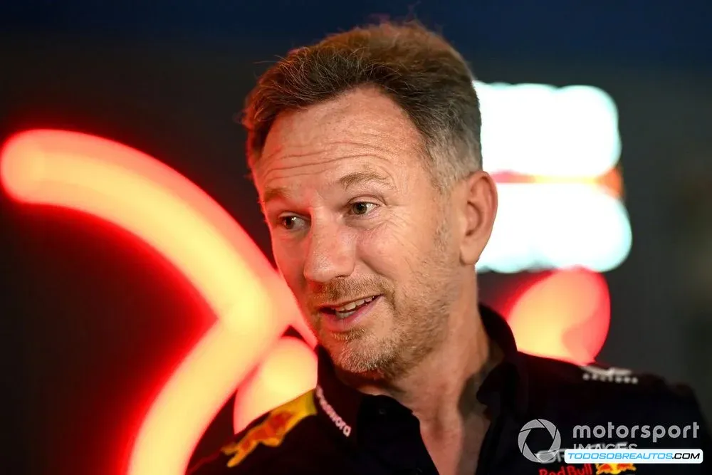 Christian Horner, director de Red Bull Racing, expresando su preocupación sobre el