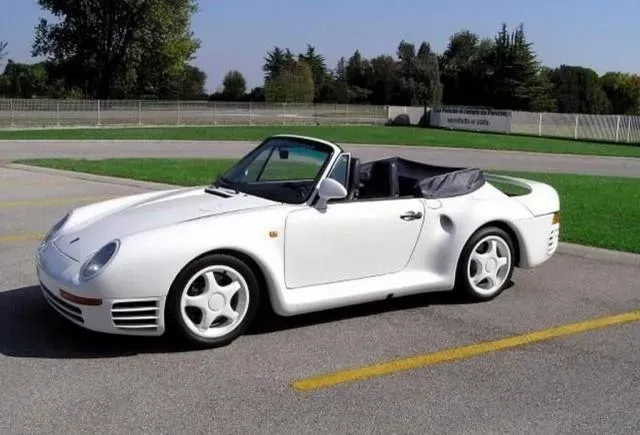 Porsche 959 Speedster Único