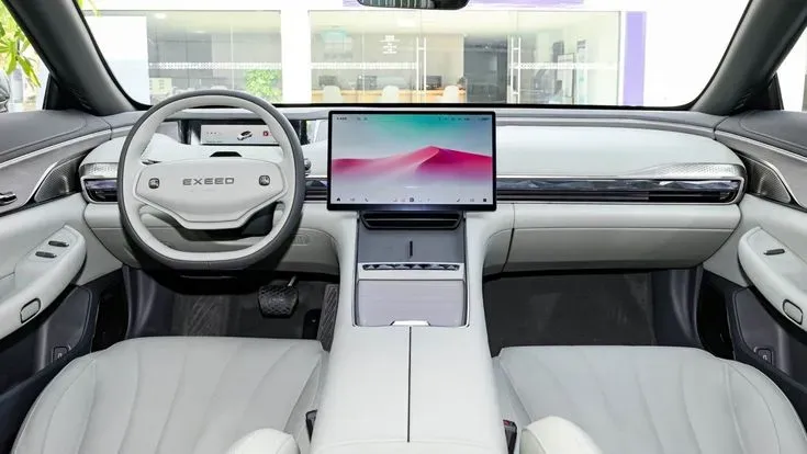 Exeed Exlantix ES Interior