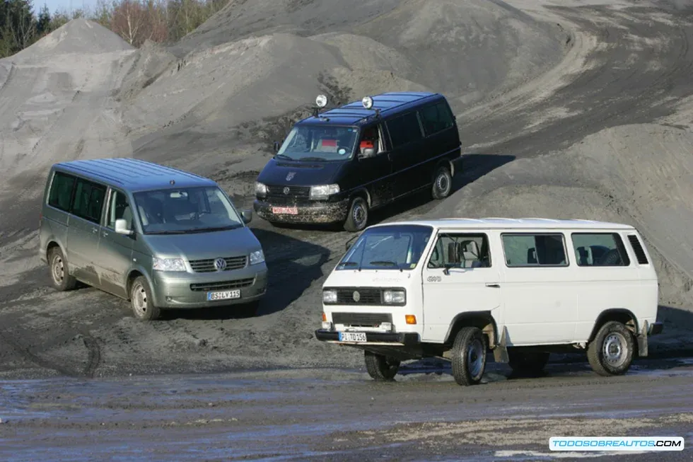Volkswagen T2 en un terreno difícil.