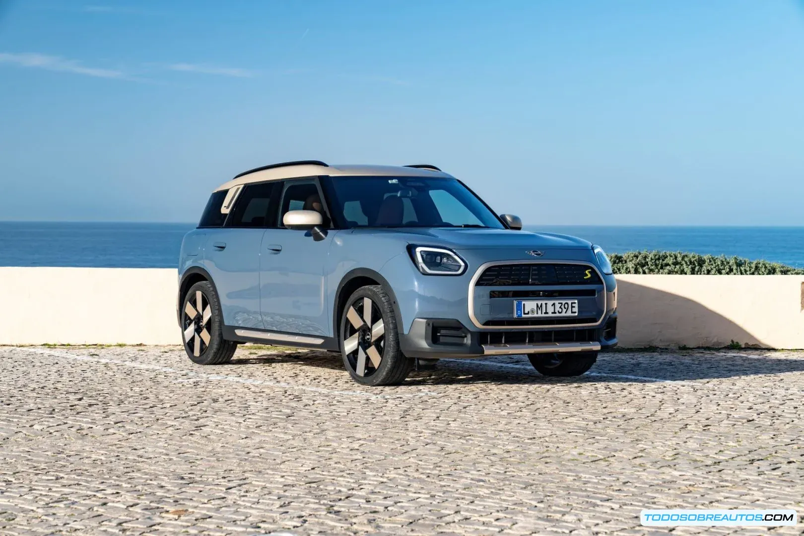 Imagen del nuevo MINI Countryman en exhibición.