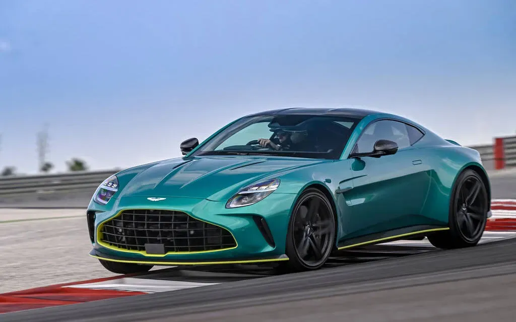 Aston Martin Vantage 2025