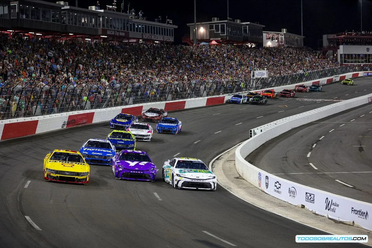 Imagen histórica del North Wilkesboro Speedway.