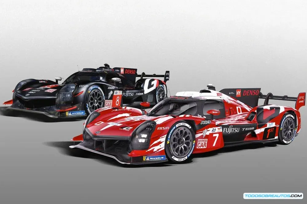 Imagen del Toyota GT-One (TS020), mostrando su diseño futurista y radical.