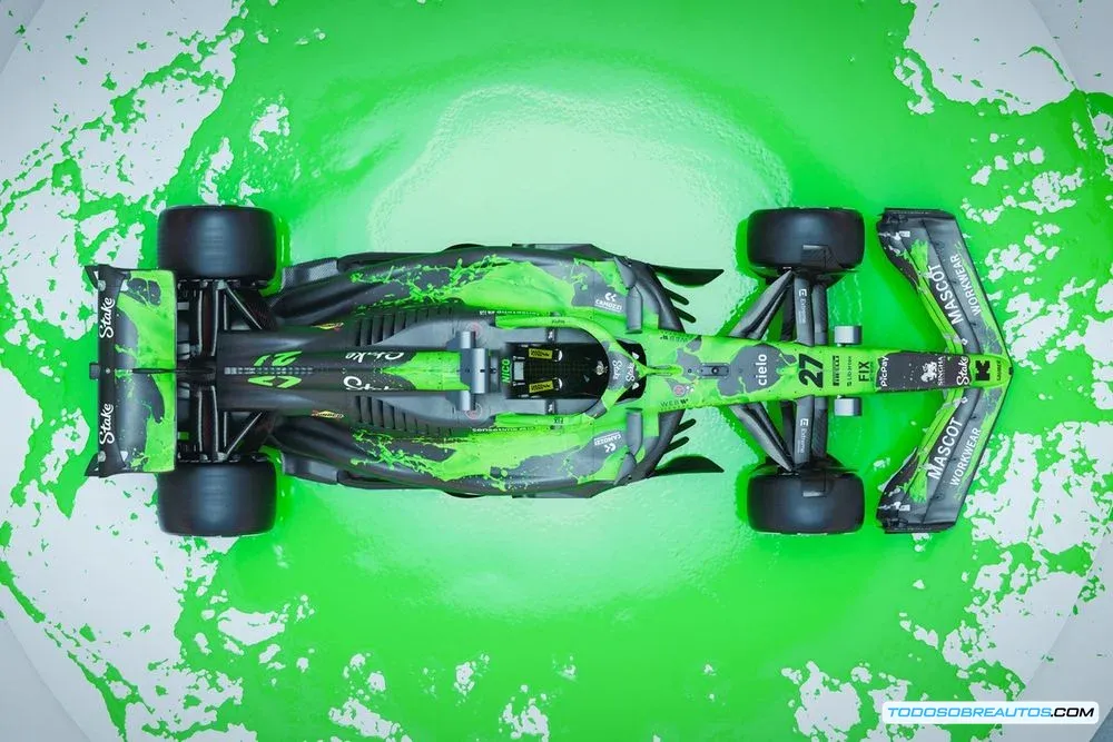 Imagen de primer plano de detalles de la decoración del Sauber C45 para Miami.