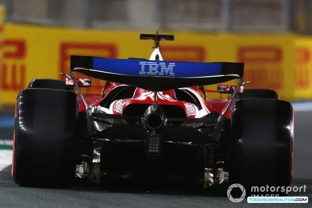 Imagen que representa la inestabilidad del coche o la parte trasera del SF-25.