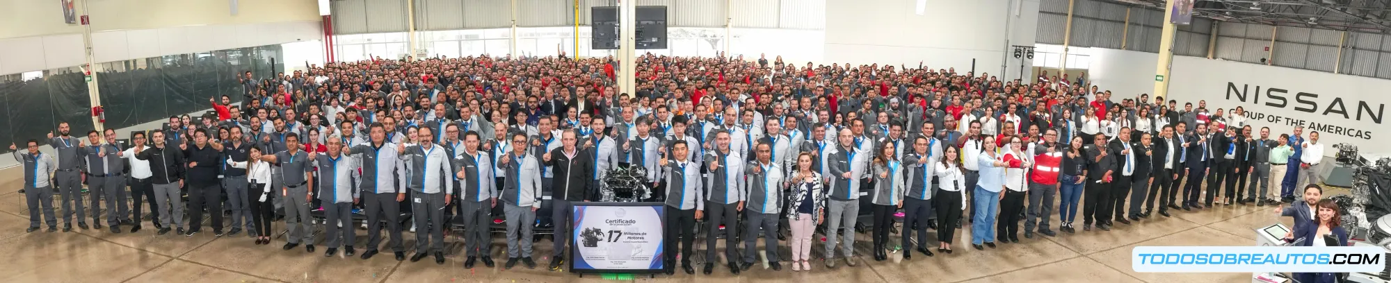 Imagen que represente la celebración del hito de los 17 millones de motores.