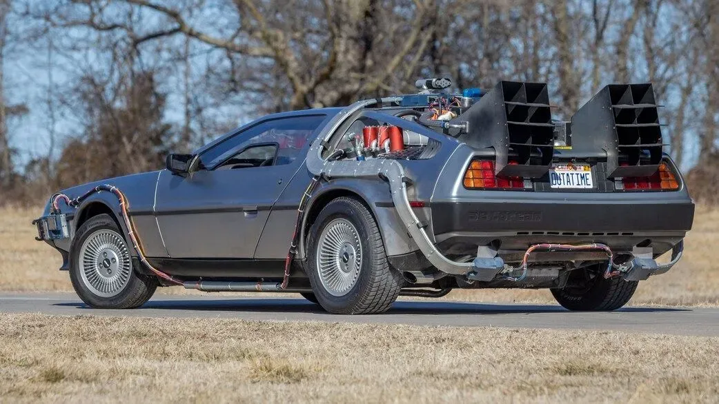 DMC-12 y 'Volver al Futuro'