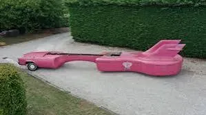 Subastado Cadillac Guitarra de Elvis Presley