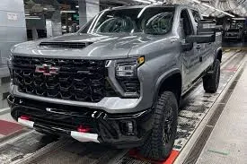 GM Reduce Producción del Chevy Silverado en Canadá