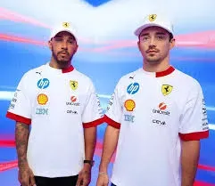 Ferrari F1 Despliega Elegancia Blanca en Miami 2025