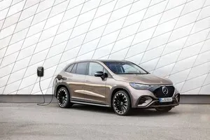 Volvo EX90, Mercedes EQE SUV