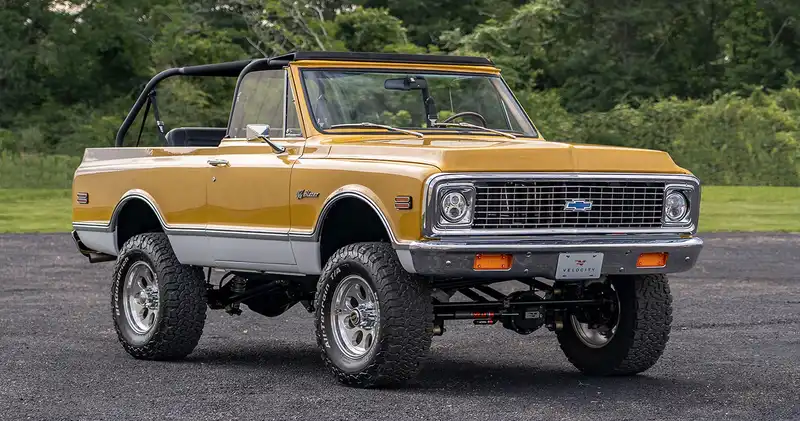 Chevy K5 Blazer restomod