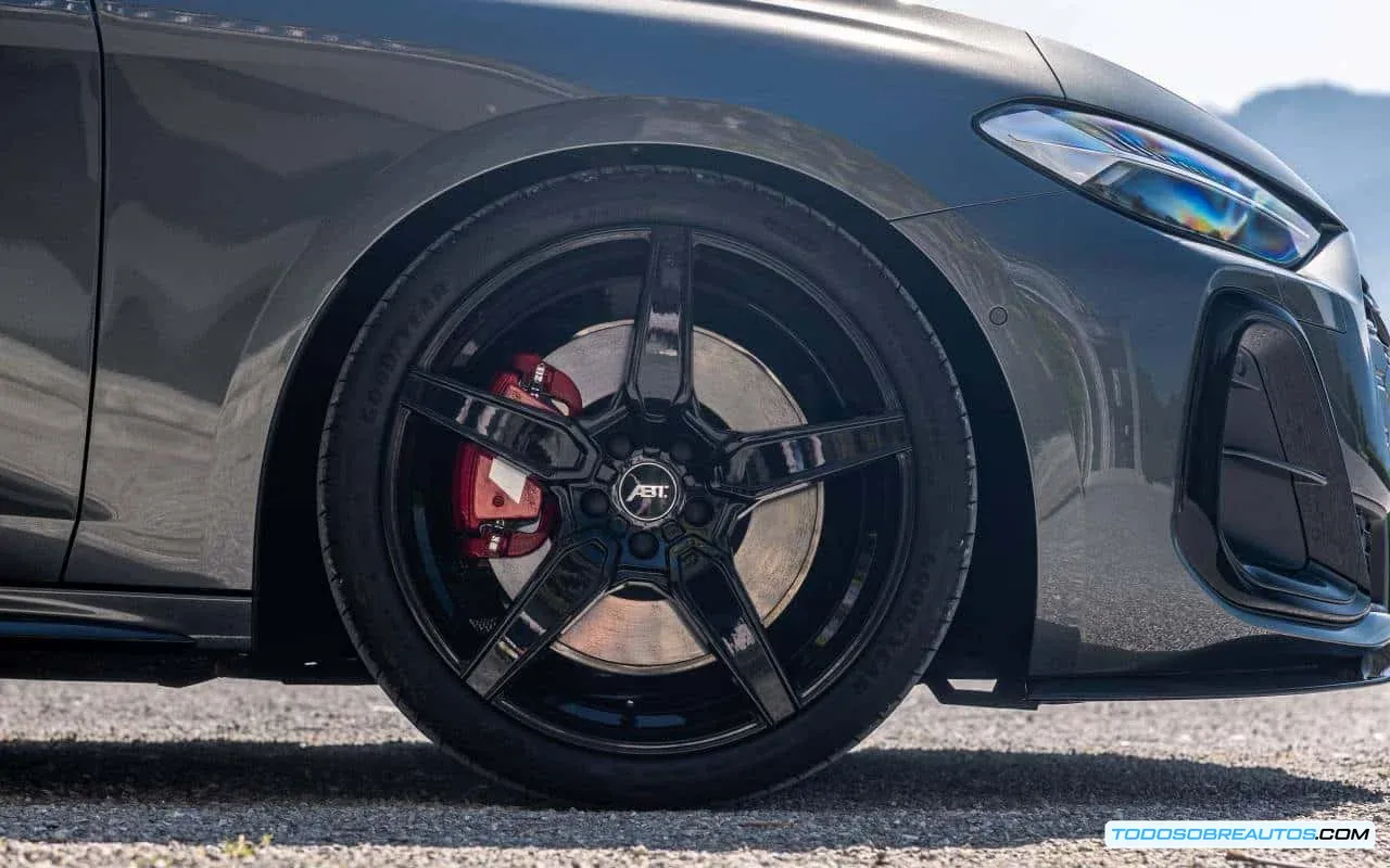 Motor V6 3.0 TFSI modificado por ABT Power S