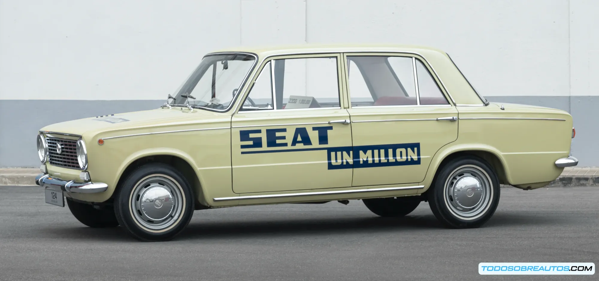 SEAT 124 y SEAT 1430 juntos.