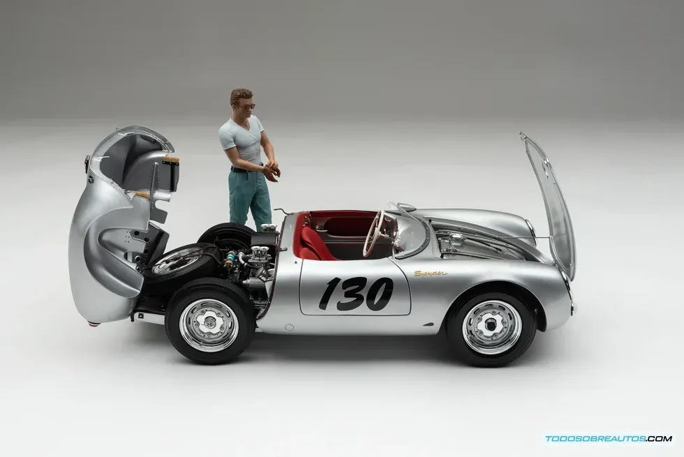 James Dean con su Porsche 550 Spyder.