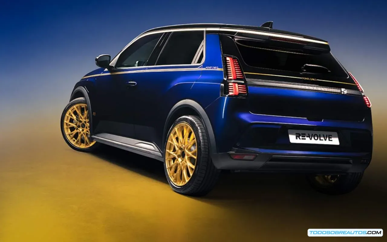 Imagen del Renault 5 Monte Carlo Edition mostrando su color Midnight Blue y detalles dorados.