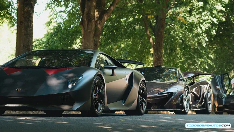 Detalles del chasis y componentes de fibra de carbono del Lamborghini Sesto Elemento.