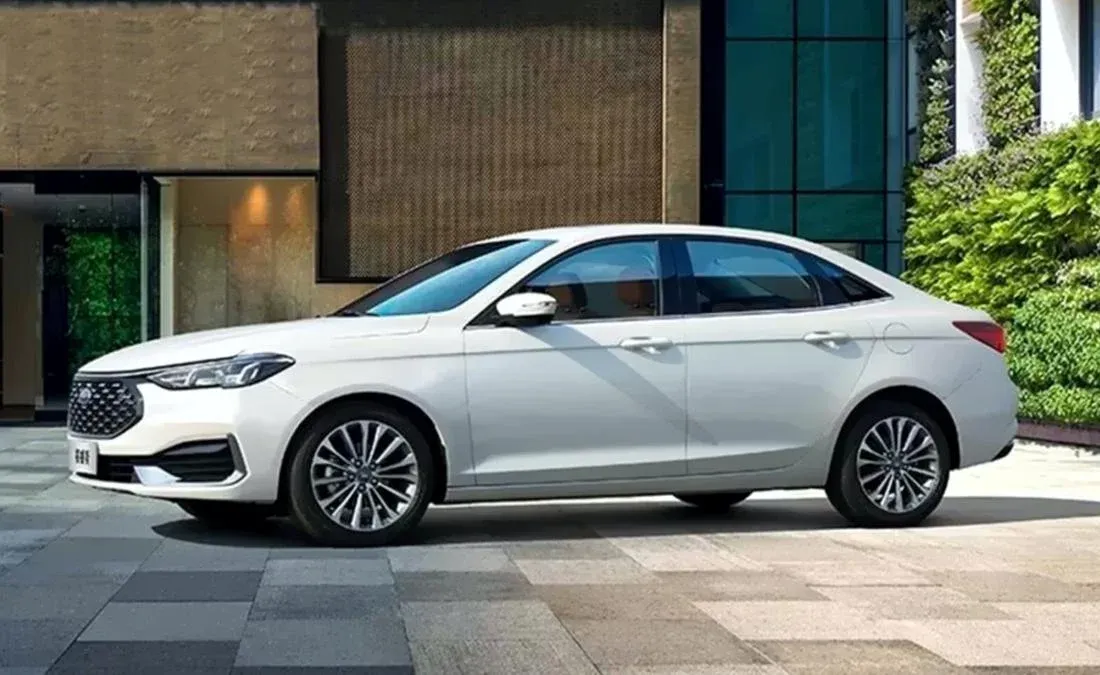 Ford Escort 2026 Blanco Familiar
