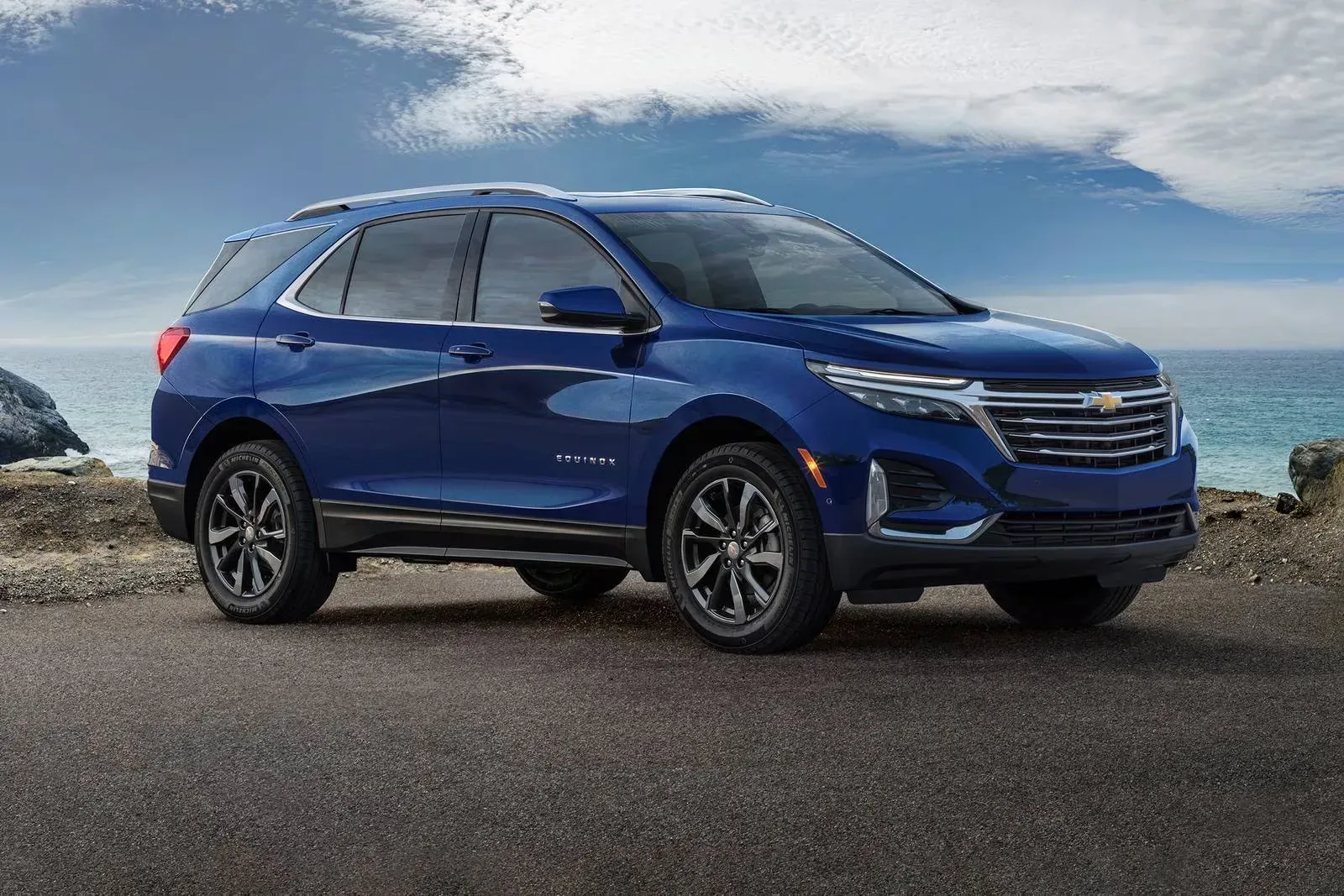 Chevy Equinox Azul Brillante En Vía