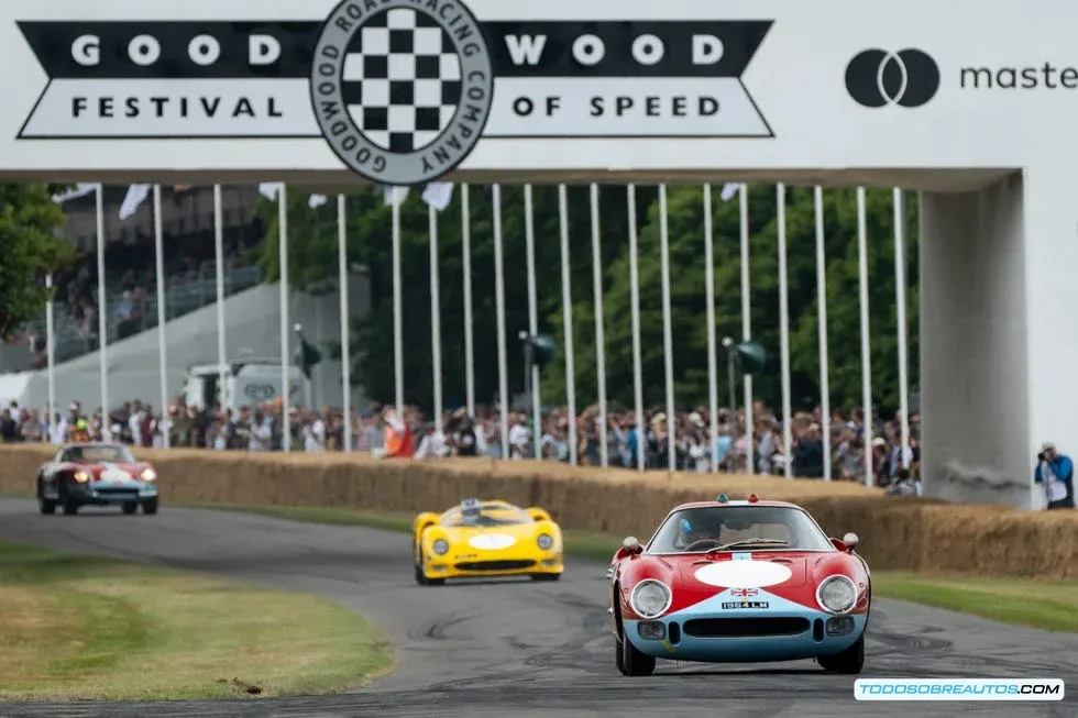 Imagen de la famosa colina de Goodwood durante el festival.