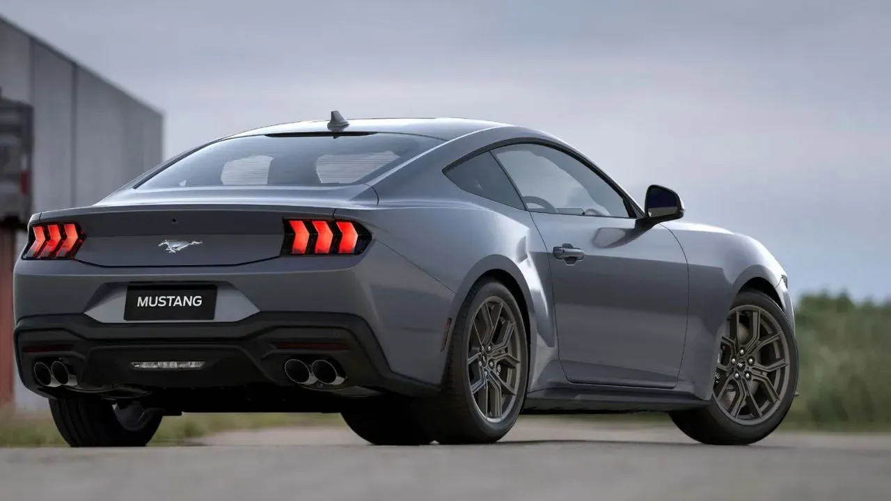Mustang S650