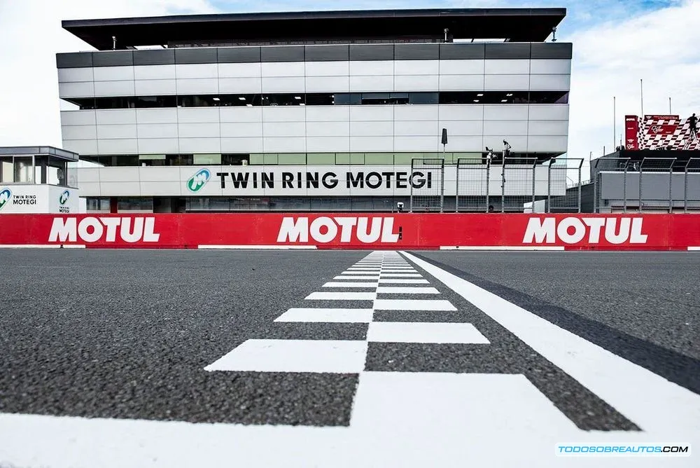 Imagen aérea del circuito de Motegi mostrando su diseño y características.