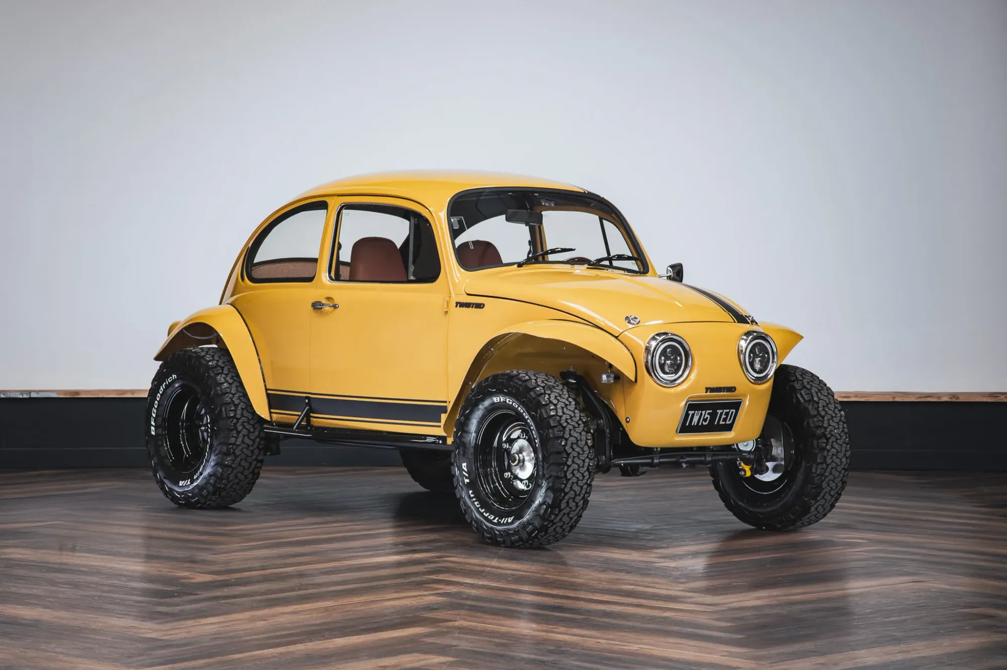 Twisted TBug Vehículo Amarillo