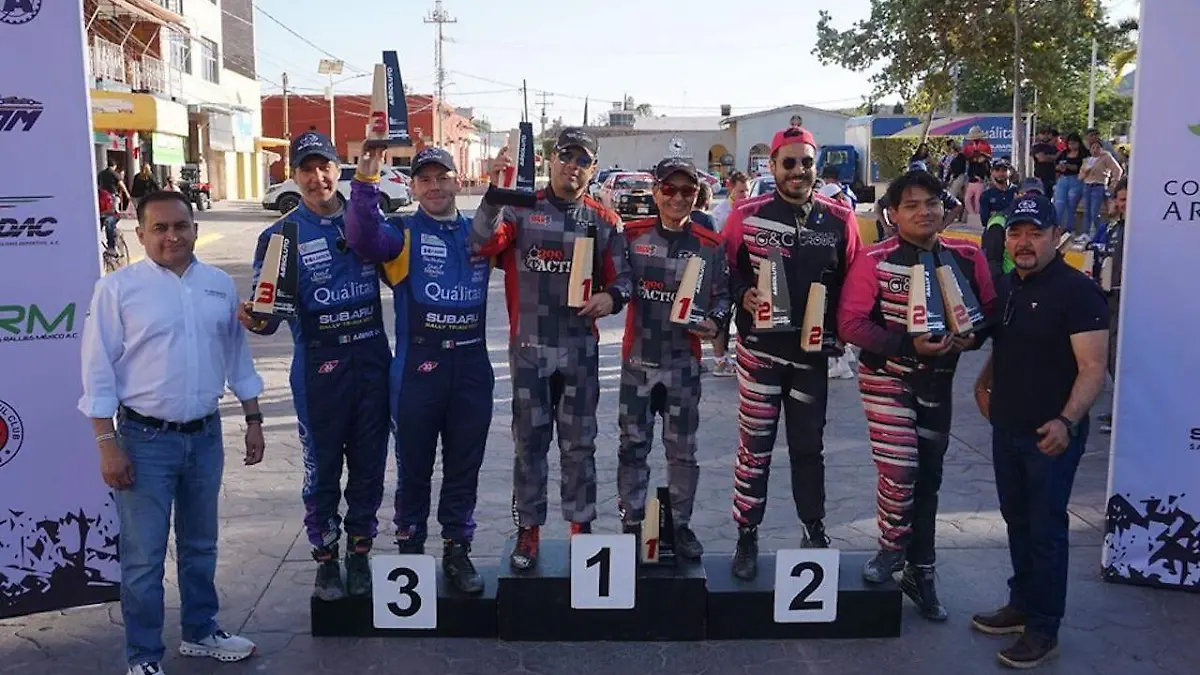 Los pilotos ganadores del certamen que a trigésima segunda edición / Comisión Nacional de Rallies