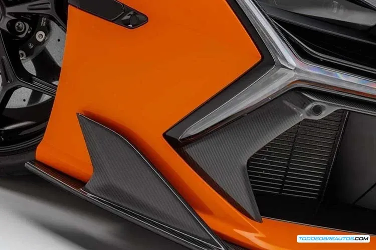 Difusor trasero del kit Vorsteiner para Lamborghini Revuelto
