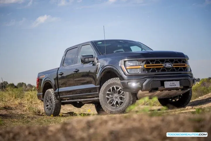 Imagen de la Ford F-150 Tremor, destacando el éxito de la serie F.