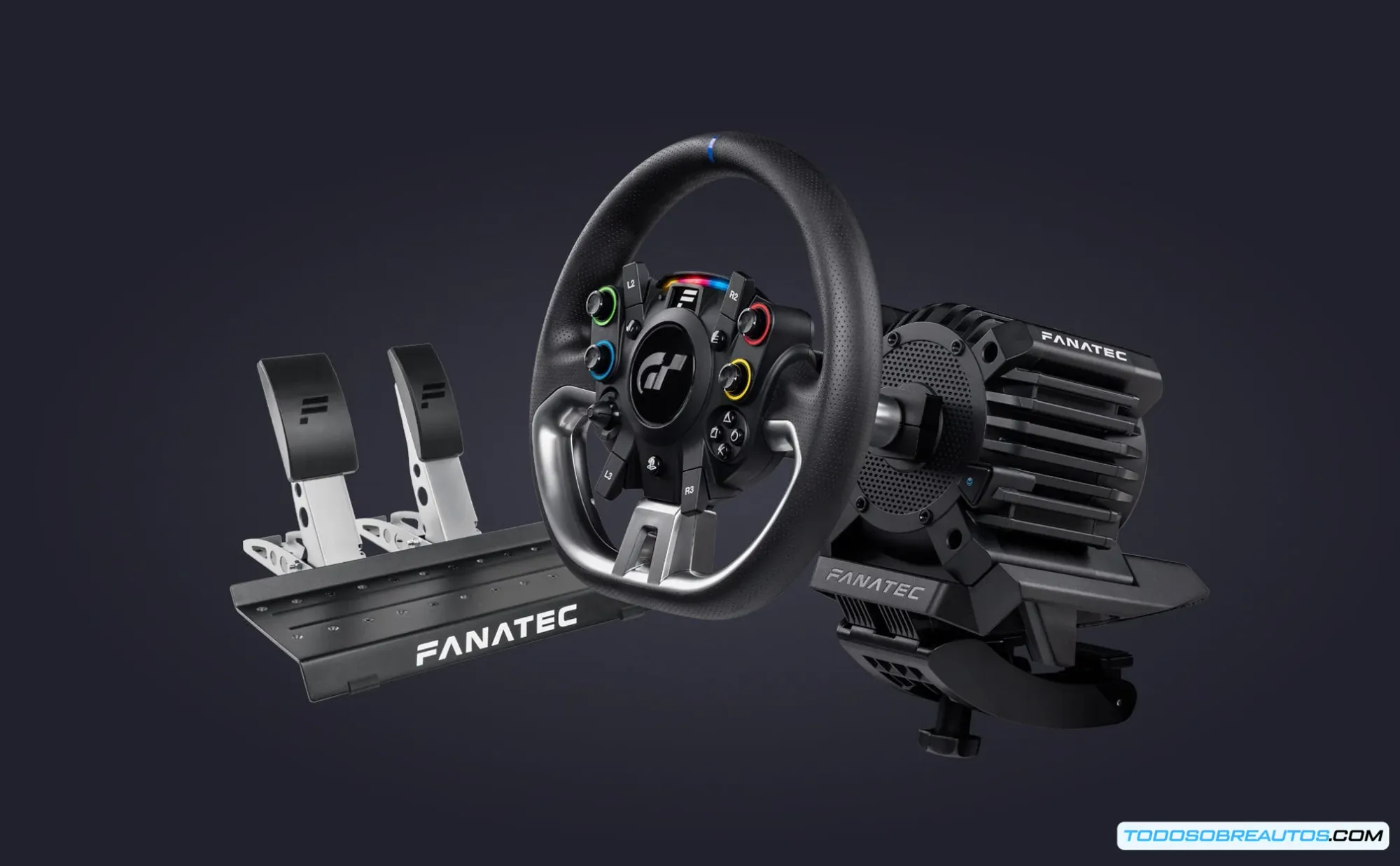 Primer plano del volante Fanatec Gran Turismo DD Pro mostrando la pantalla OLED y los botones.