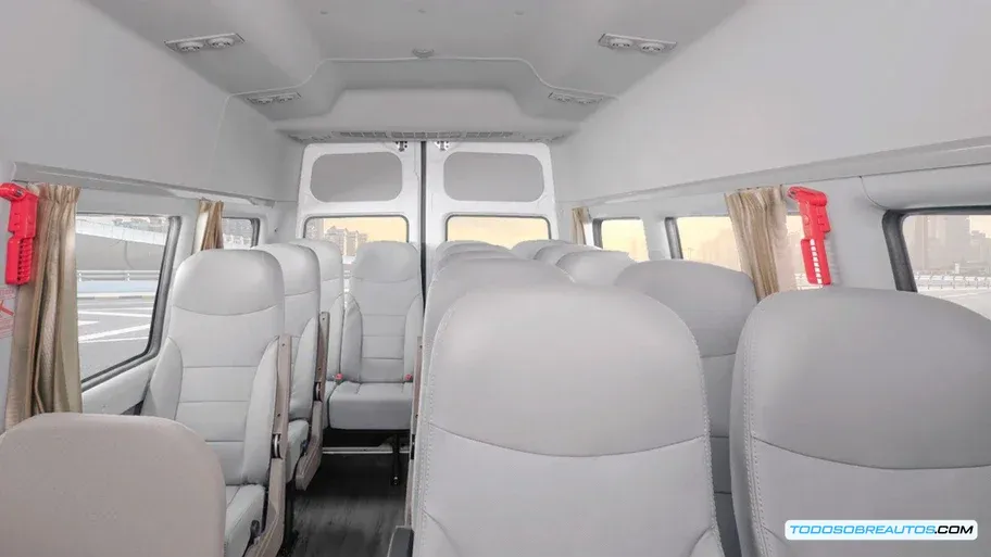 Interior JAC Sunray 2026