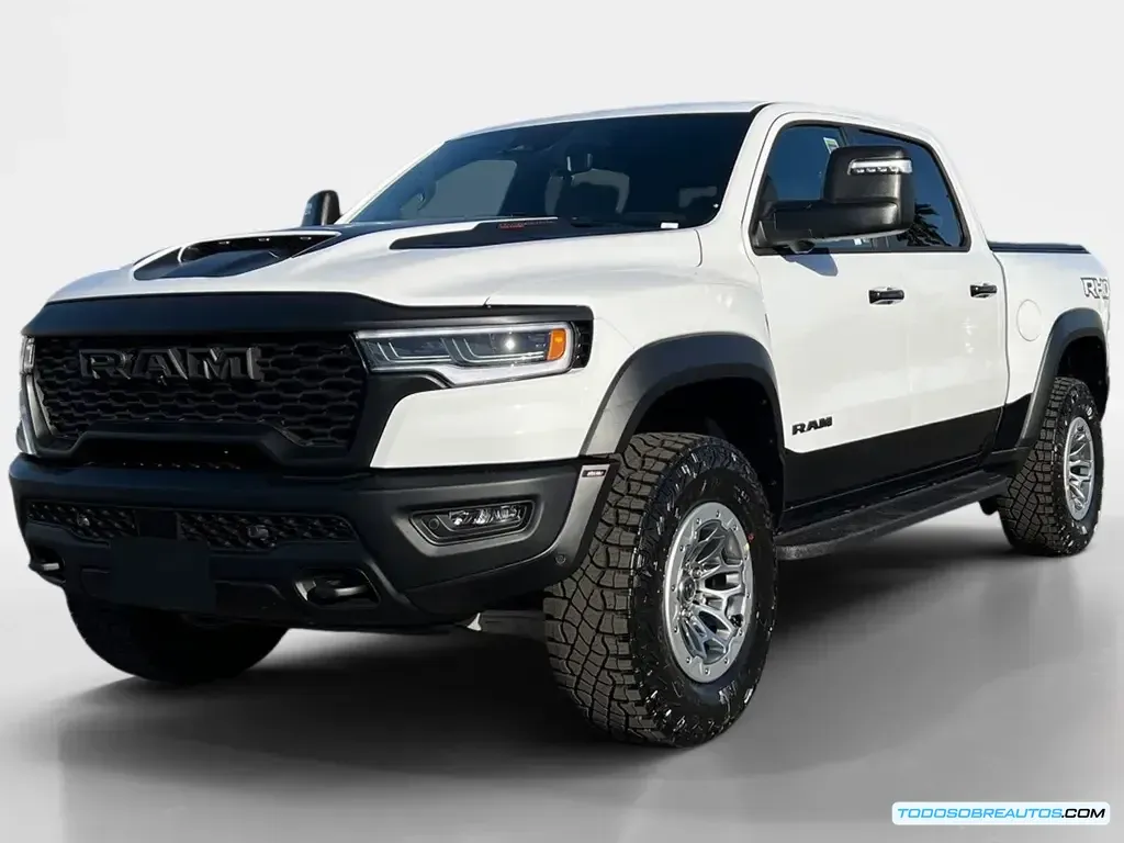 Detalle del motor V10 o del sistema de tracción 6x6 del Dodge Ram T-Rex Concept.