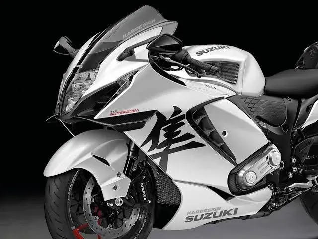 TTS SuperBusa Veloz de color Blanca Suzuki