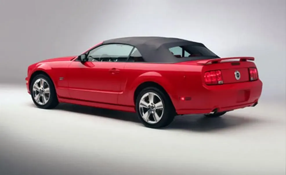 Ford Mustang S197 GT Convertible 