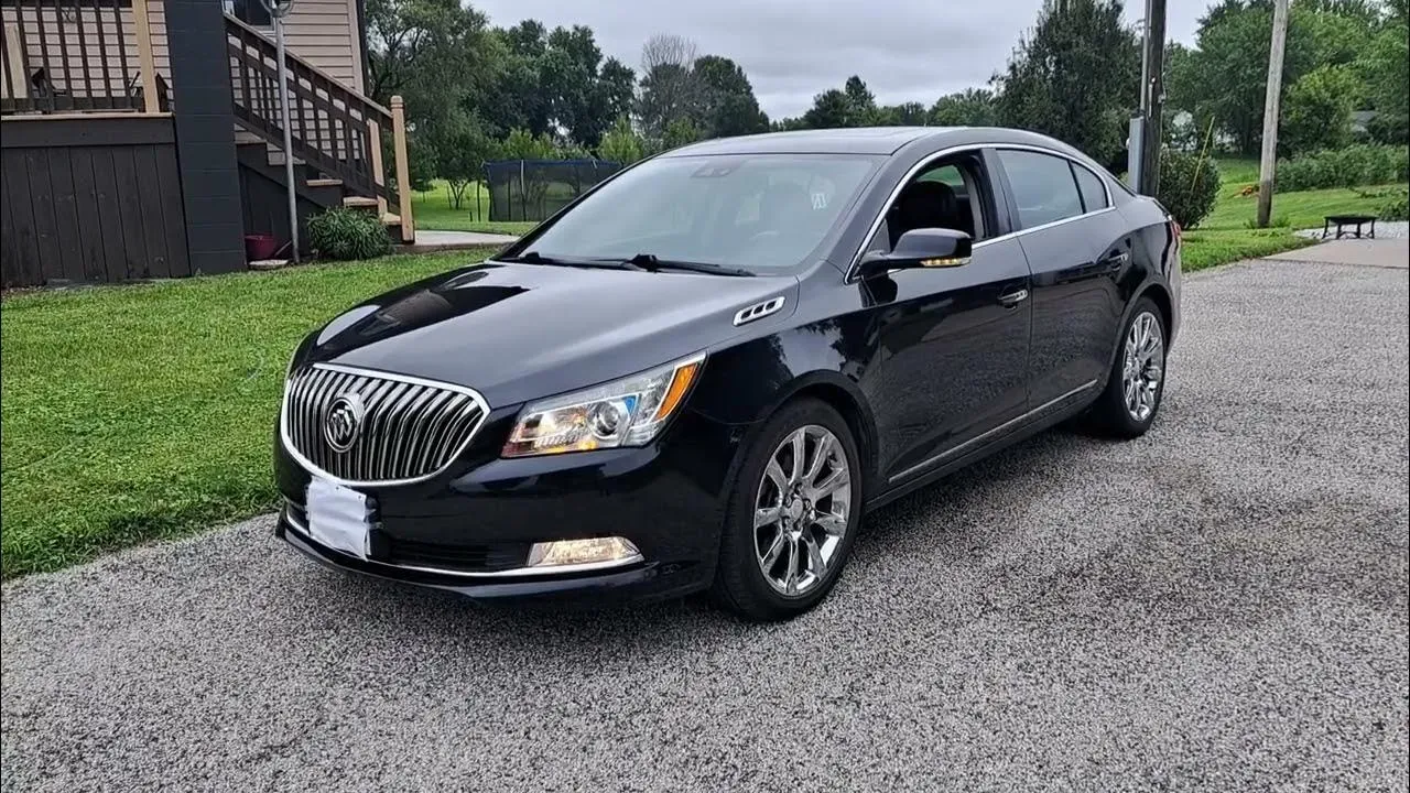 Buick LaCrosse 2014 Color Negro Familiar