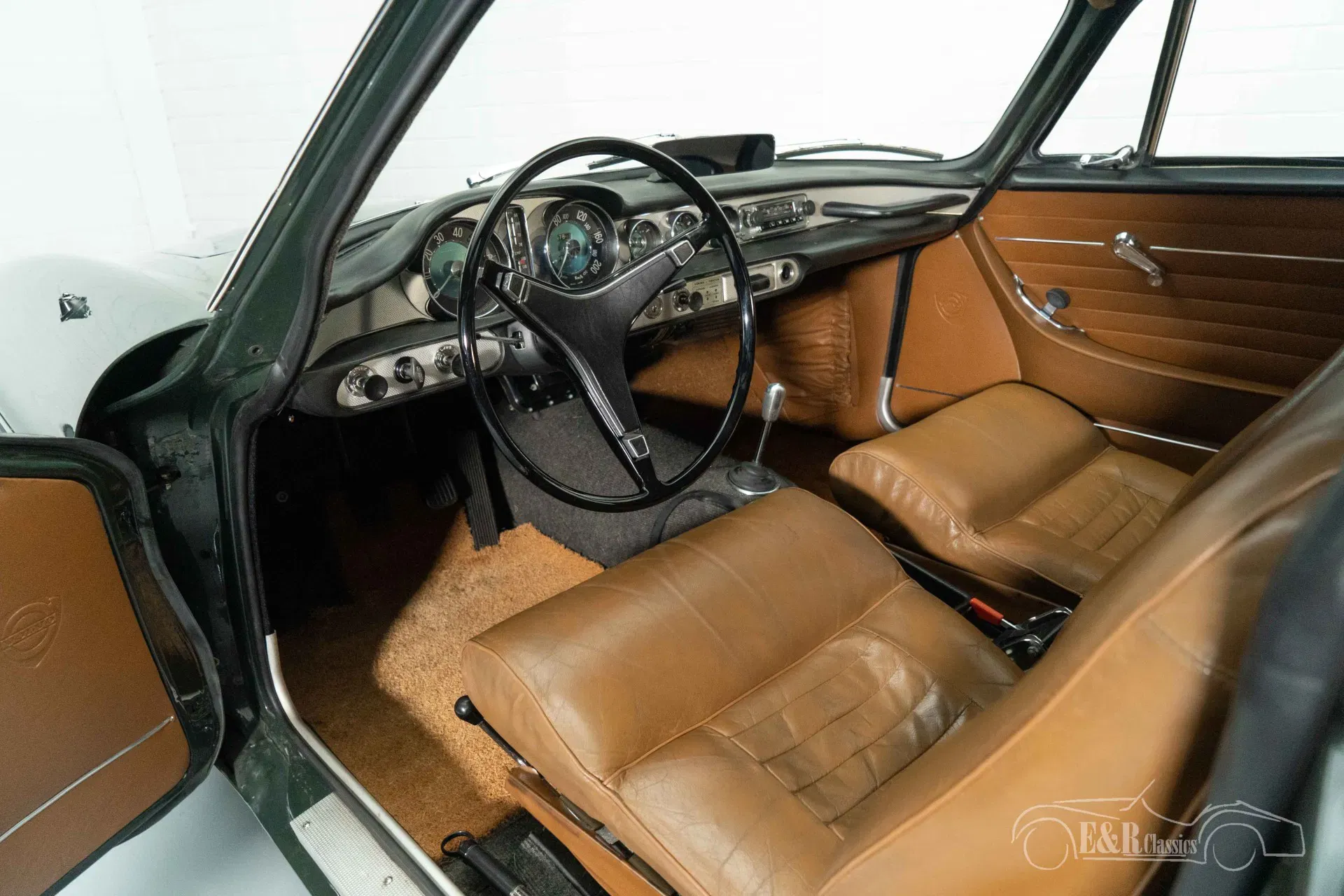 Volvo P1800 S Interior