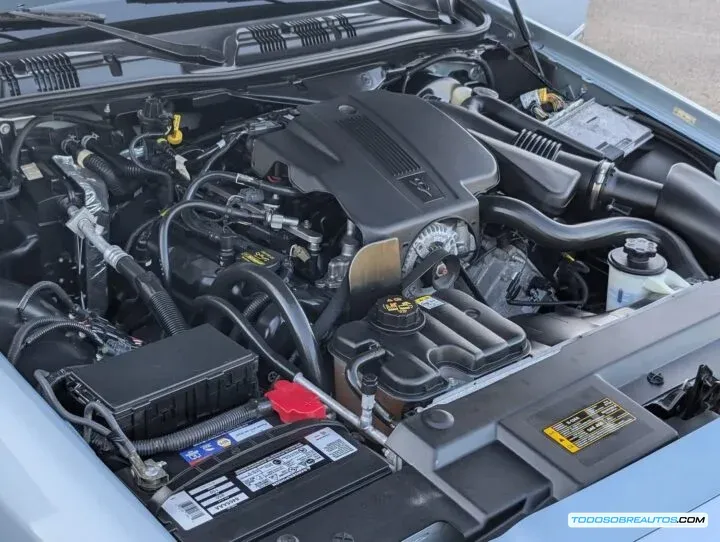 Motor V8 del Mercury Grand Marquis 2011.