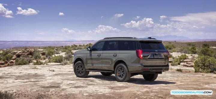Ford Expedition 2025 Tremor, vista lateral trasera