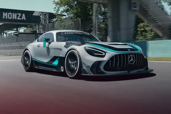 Mercedes-AMG GT2 Edition W16