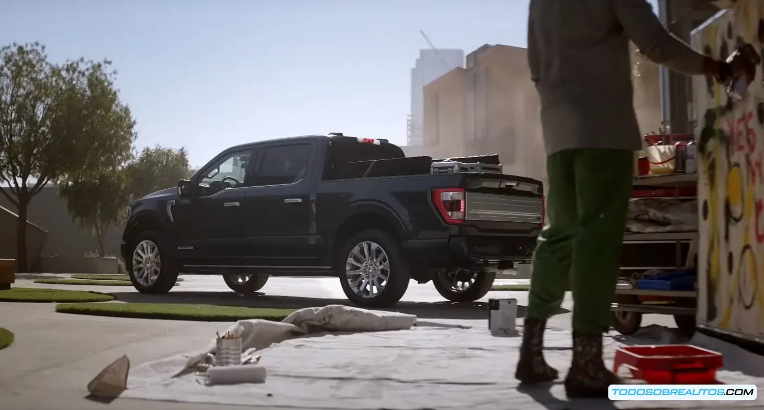 Ford Patenta Altavoces Direccionales: ¿Así será el Audio del Futuro?