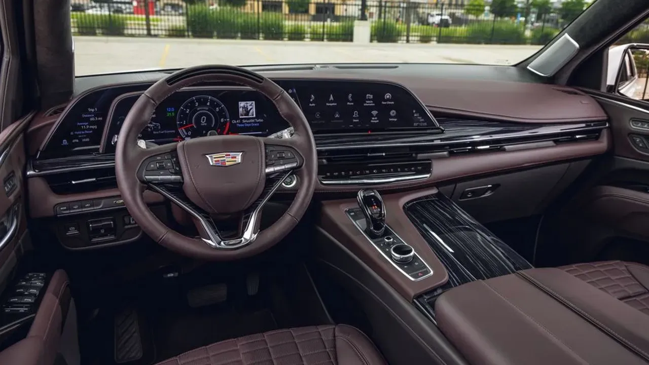 General Motors presenta patente para pantalla táctil que se limpia sola