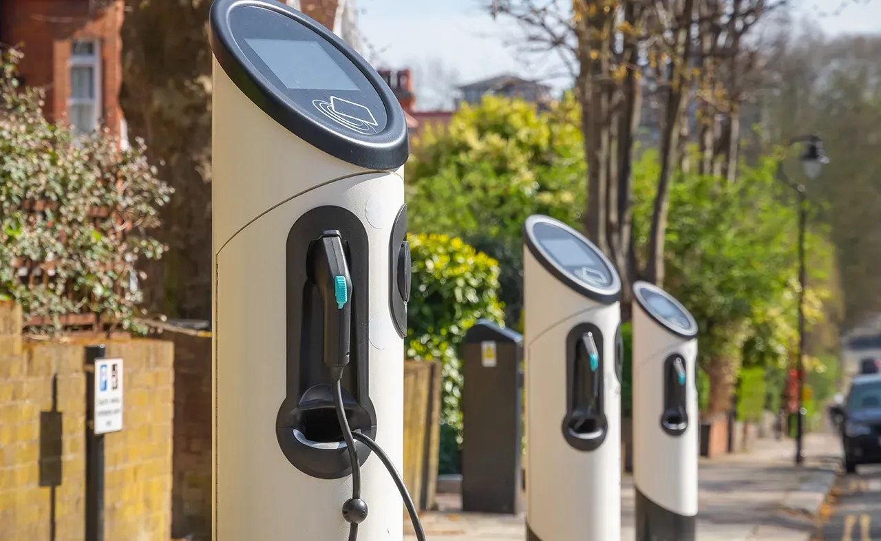 Diseño de estaciones de carga para vehículos eléctricos