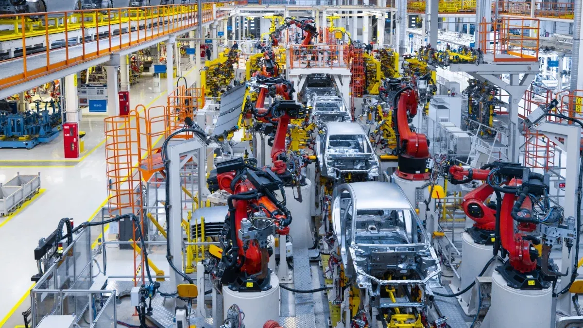  Industria Automotriz